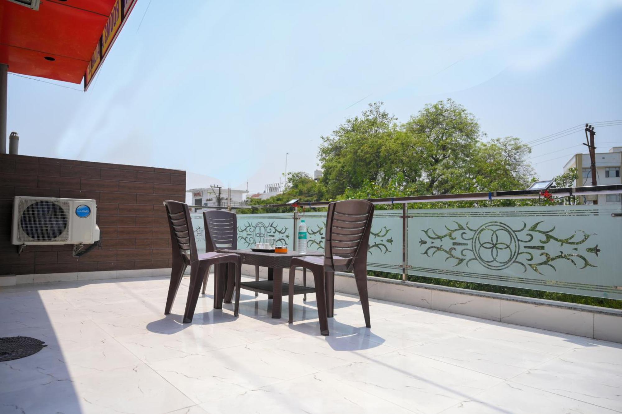 Hotel Starlight Meerut Exterior photo