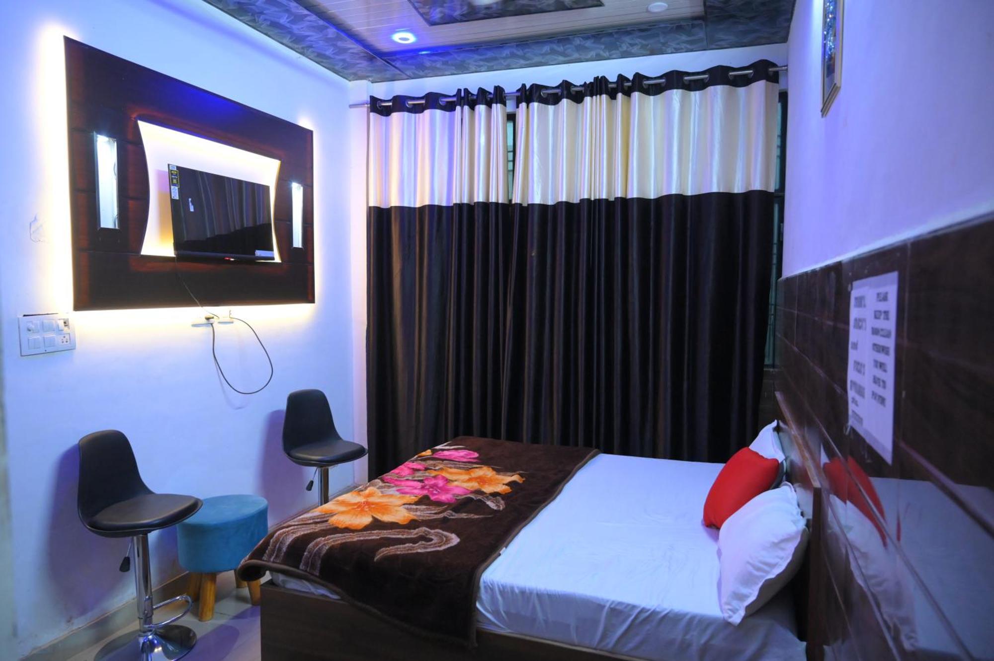 Hotel Starlight Meerut Exterior photo